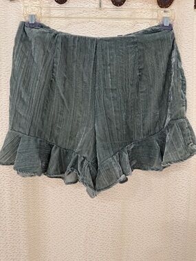 Ruffled Velvet Shorts in Green